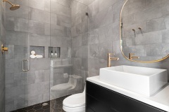 River Hill Farm Bathroom by HW Interiors